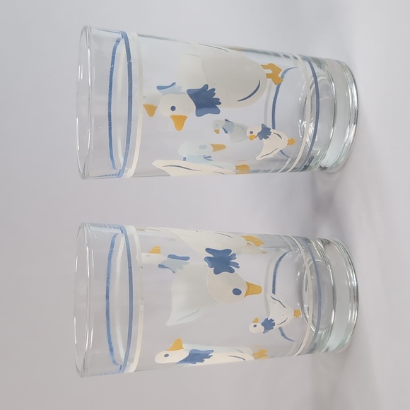 Vintage set of 2 Geese Glasses - Picture 2 of 8